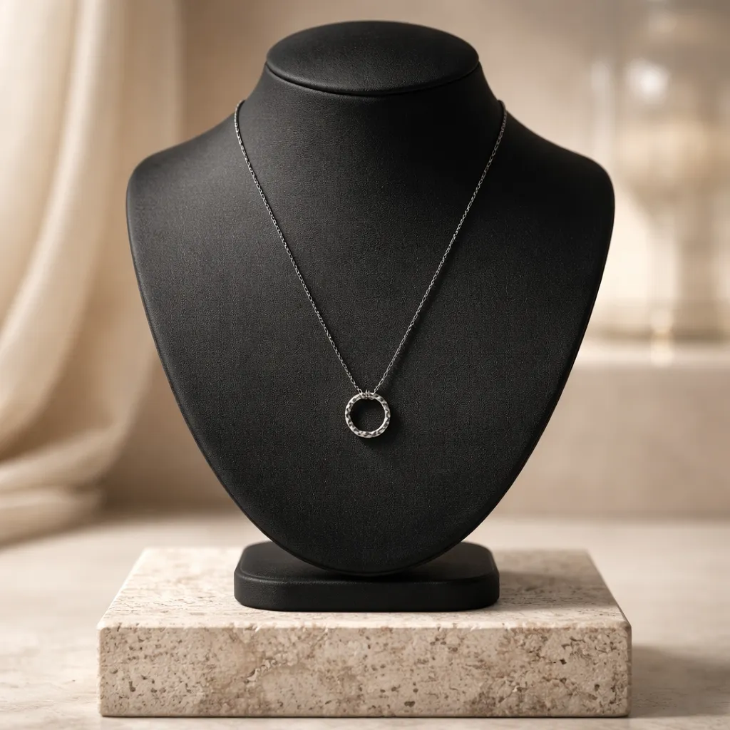 Κολιέ Hammered Circle – Ανοξείδωτο Ατσάλι