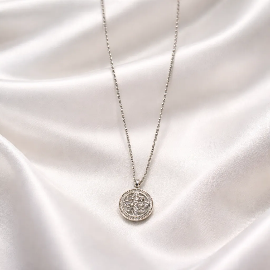 Κολιέ Floral Diamond Medallion – Ανοξείδωτο Ατσάλι