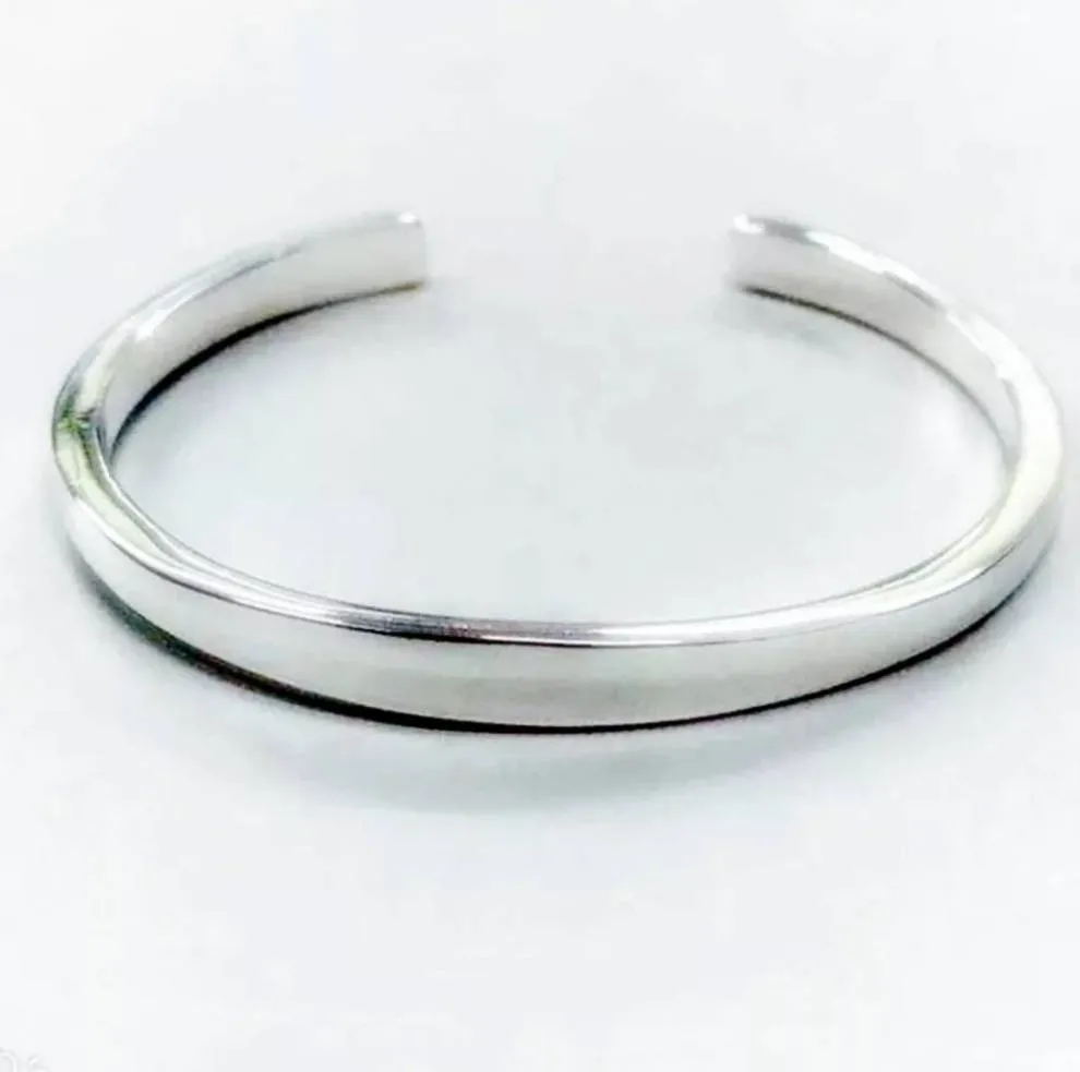 Βραχιόλι cuff επάργυρο 925.