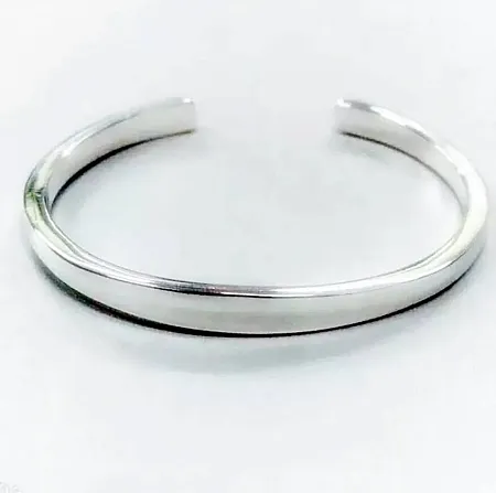 Βραχιόλι cuff επάργυρο 925.