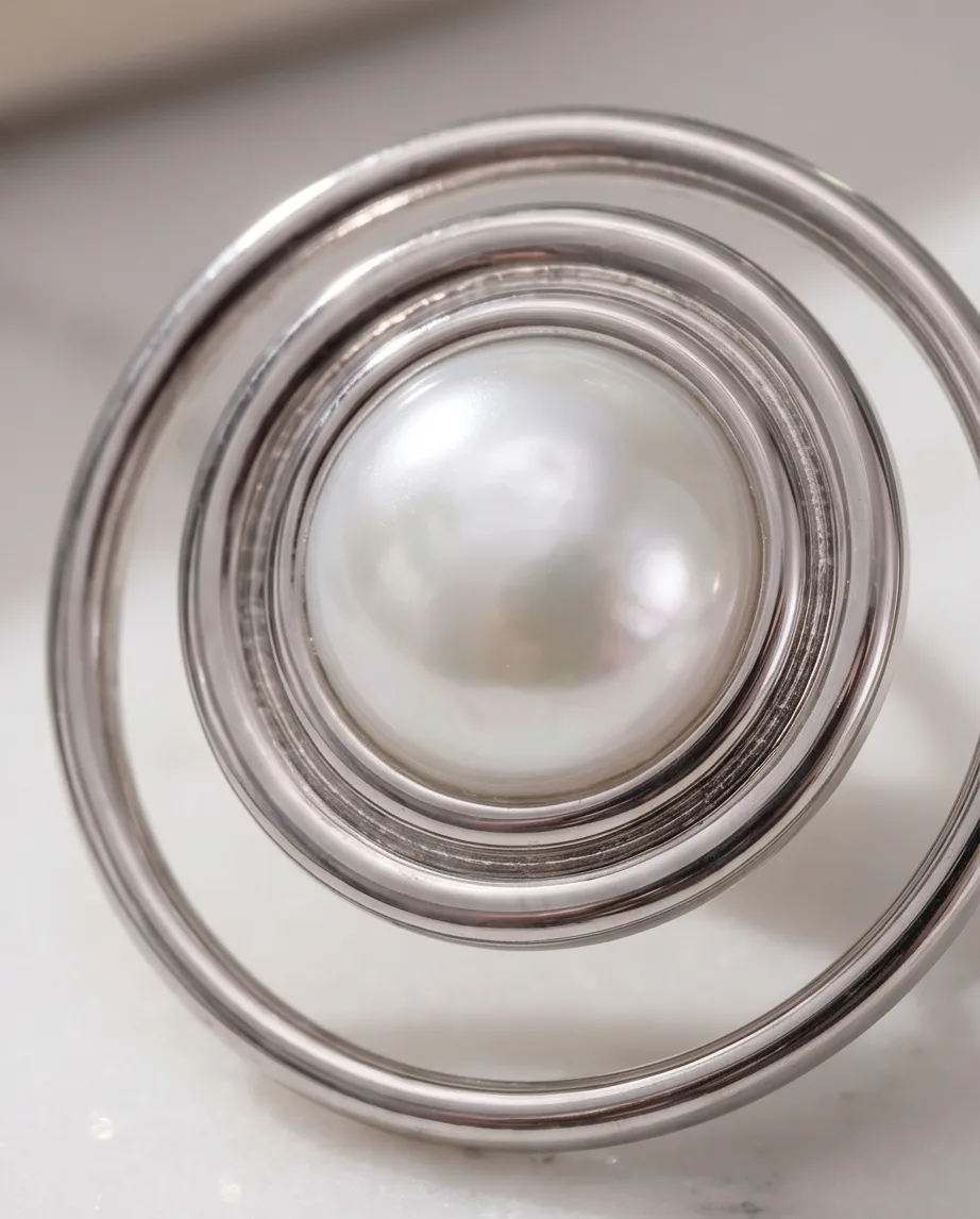 Σκουλαρίκια Orbital Pearl – Από Ανοξείδωτο Ατσάλι & Φίλντισι