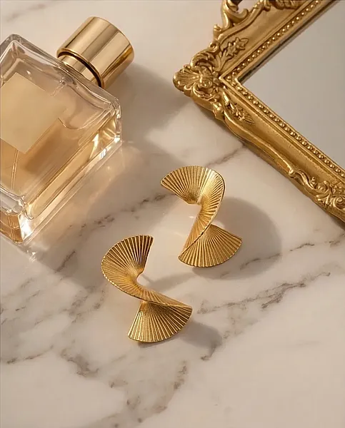 Σκουλαρίκια Gold Ribbed Wave