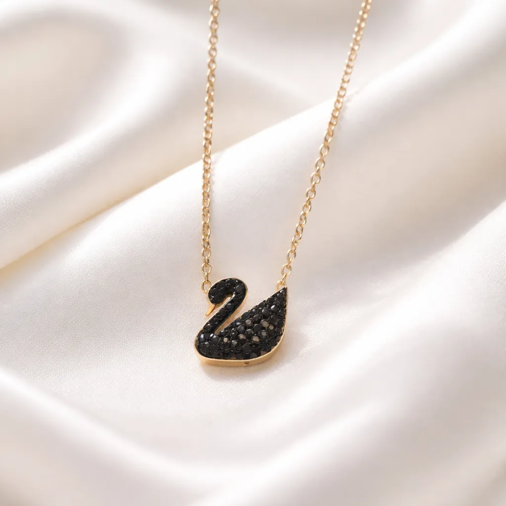 Κολιέ Graceful Swan Gold – Ανοξείδωτο Ατσάλι
