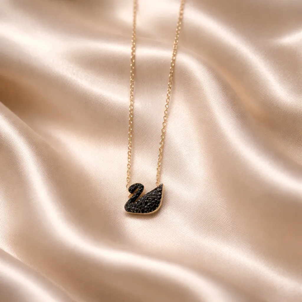 Κολιέ Graceful Swan Gold – Ανοξείδωτο Ατσάλι