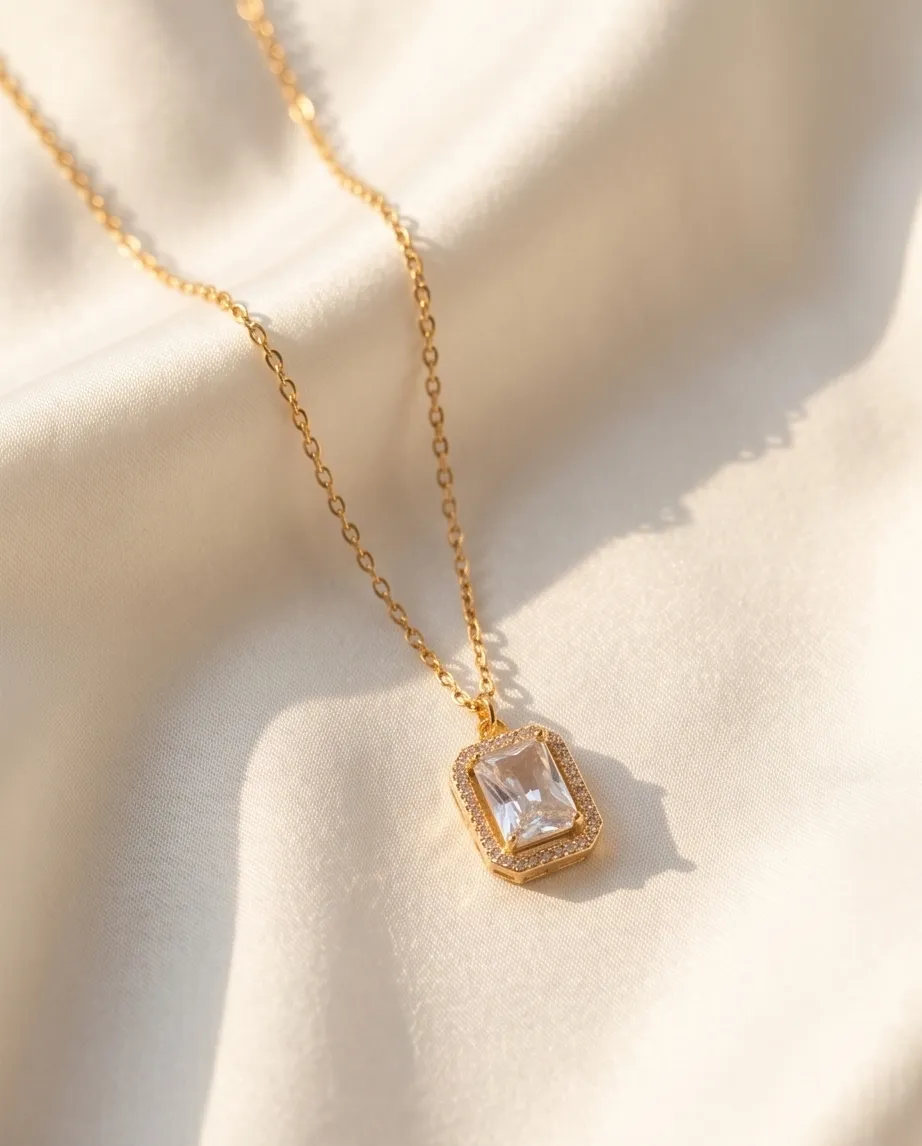 Κολιέ Radiant Emerald-Cut – Ανοξείδωτο Ατσάλι