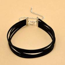 Trendy black choker.